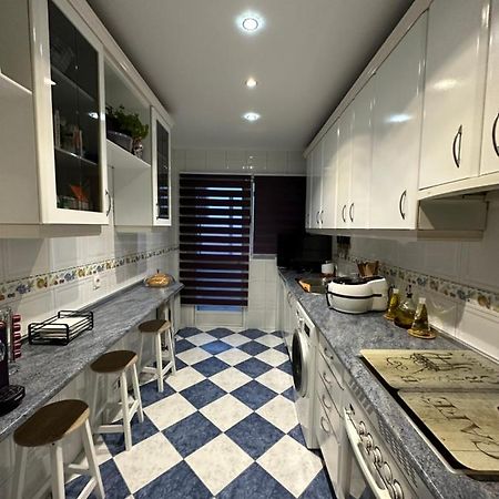 Madera De Olmo Apartment Madrid Bagian luar foto