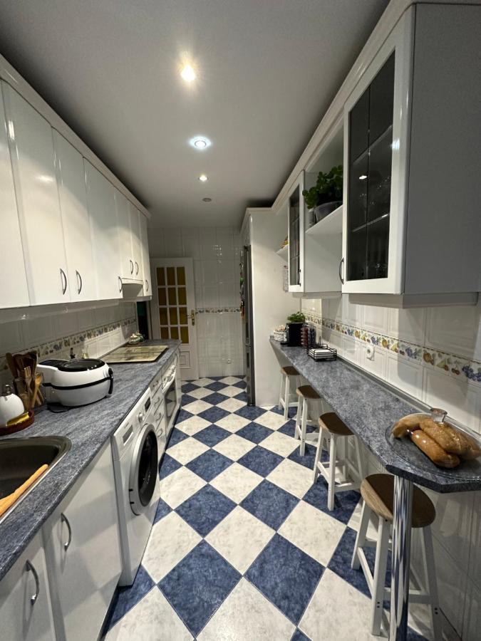 Madera De Olmo Apartment Madrid Bagian luar foto